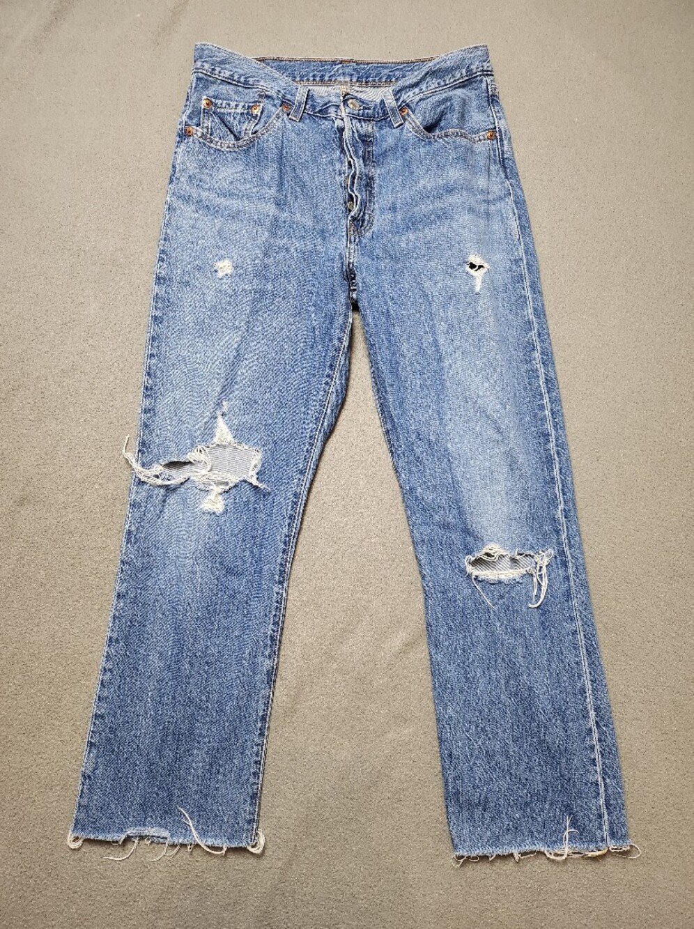 Levi's 501 Jeans W28 Light Wash Distressed Raw Hem Cropped Straight Leg